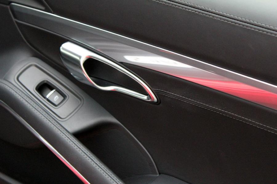  Porsche 911 Carrera S 2013 года  (фото 9 из 51)